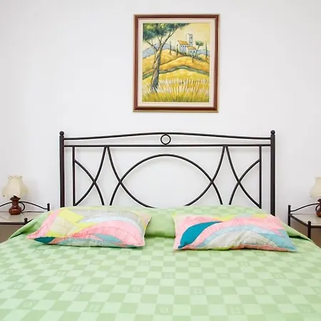 Yellow With Garden, Two Bedrooms